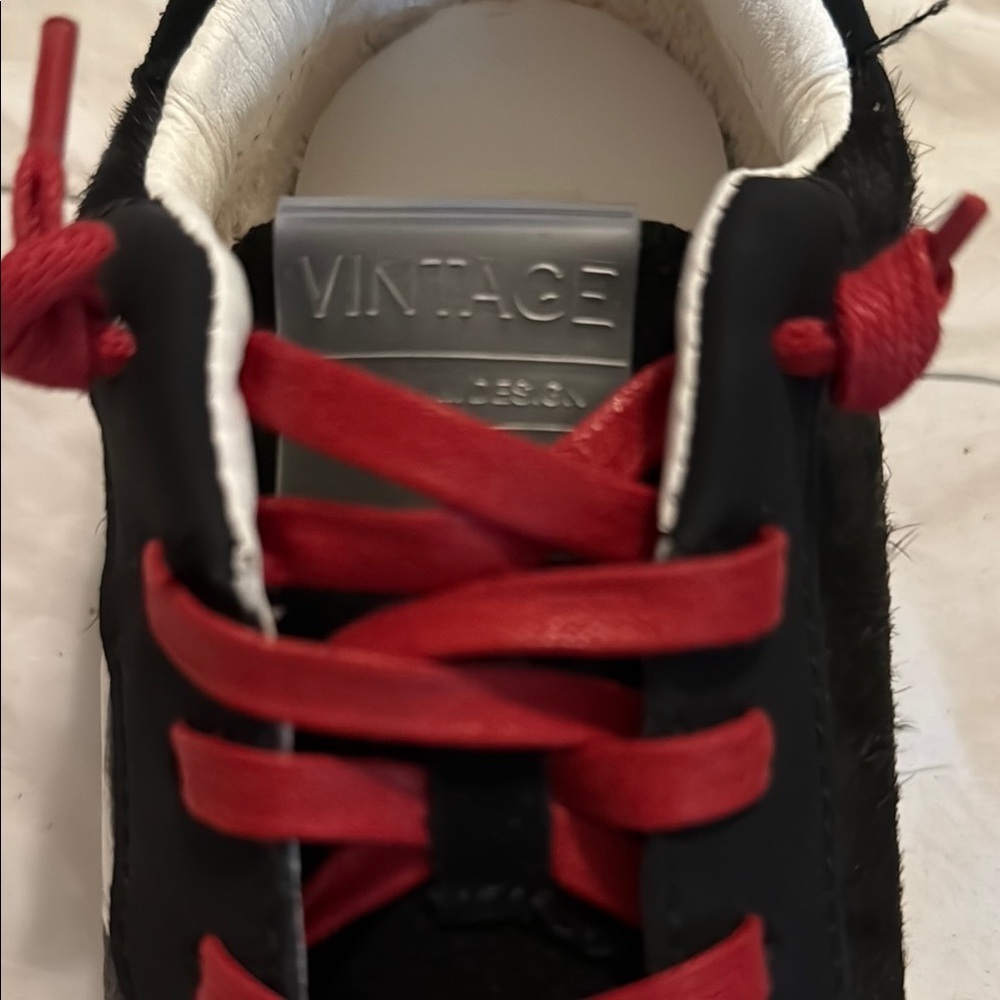 Vintage Havana Black and White Star Sneakers with Red Laces Size 8.5 - Picture 7 of 8